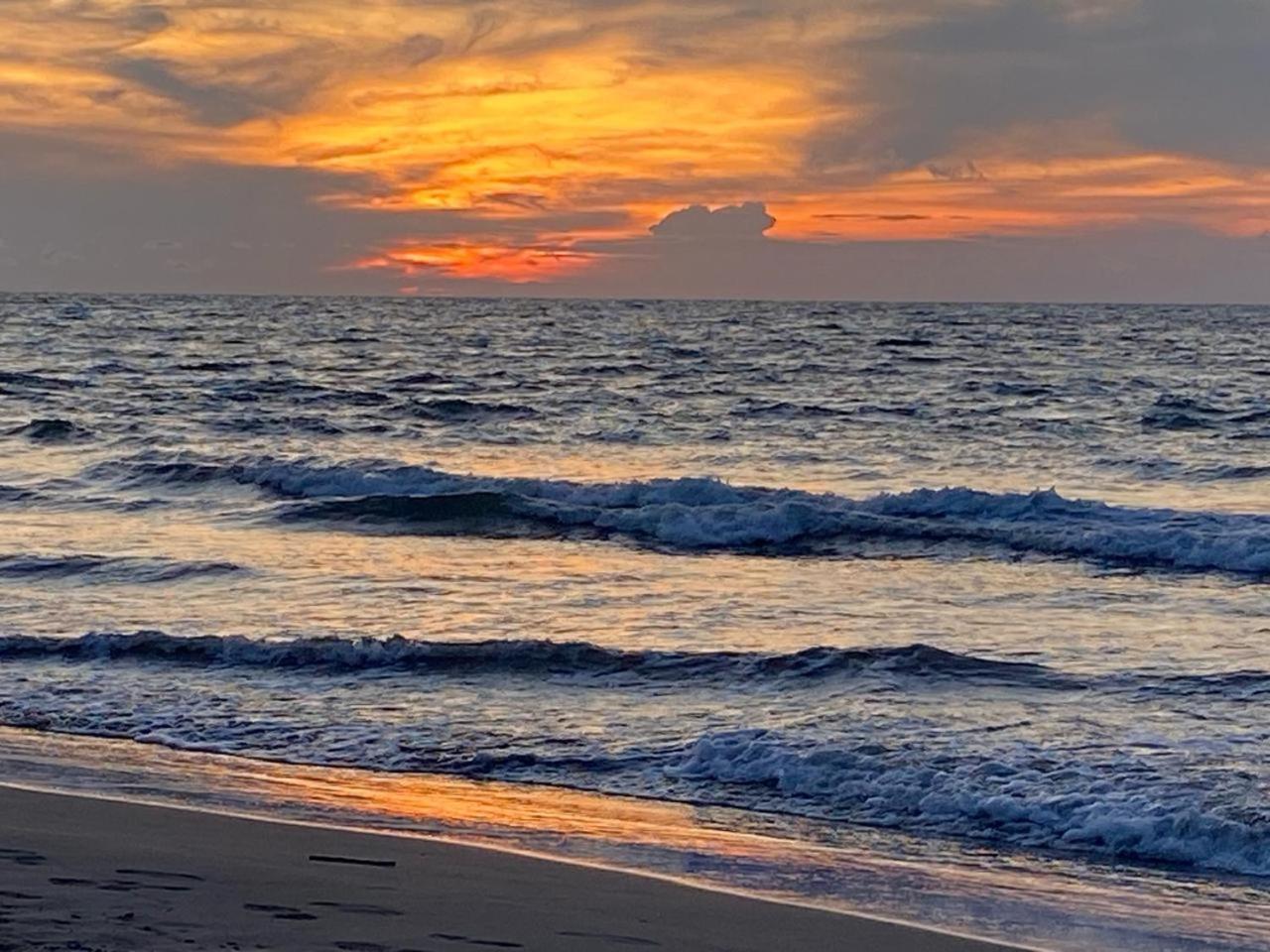 Morros Con Acceso Directo A La Playa Apartamento